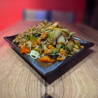 Combinado con Pollo, foto del plato en Nanjing